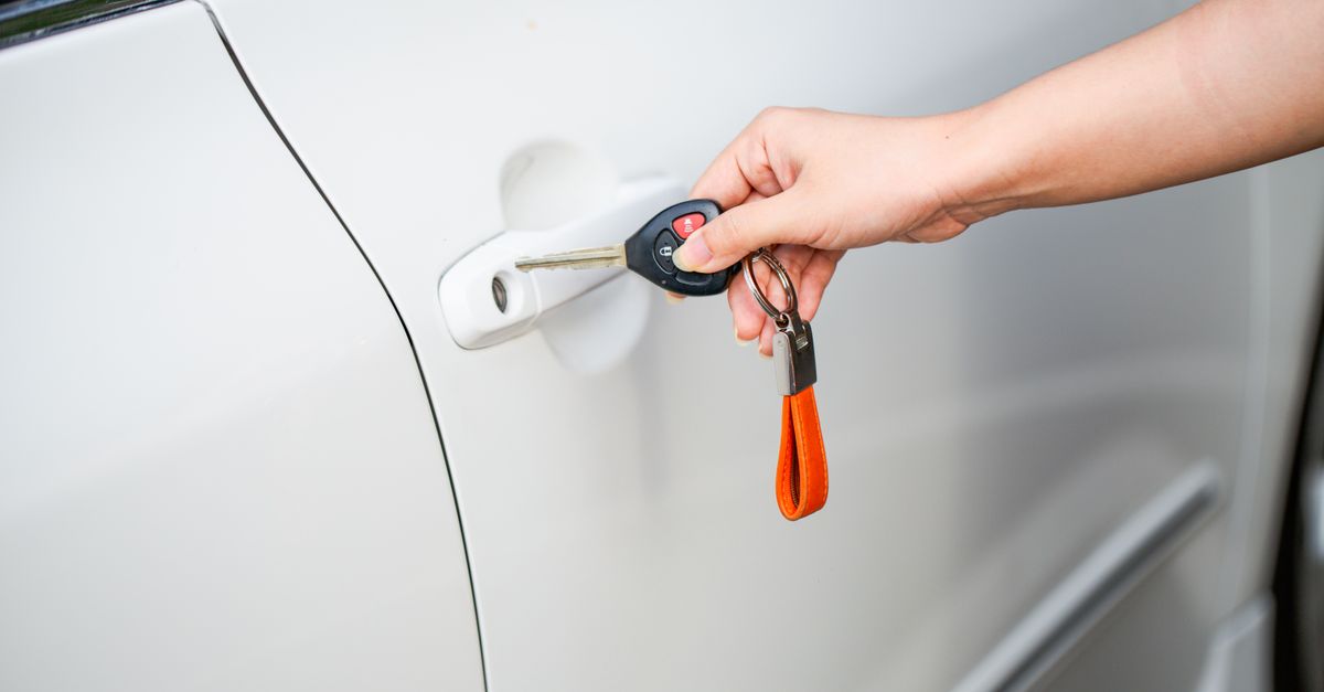 locksmith service technician — Glen Cove Locksmiths